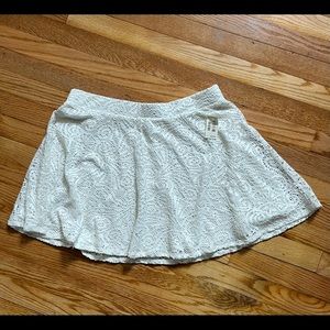 Women's White Aeropostale Skirt